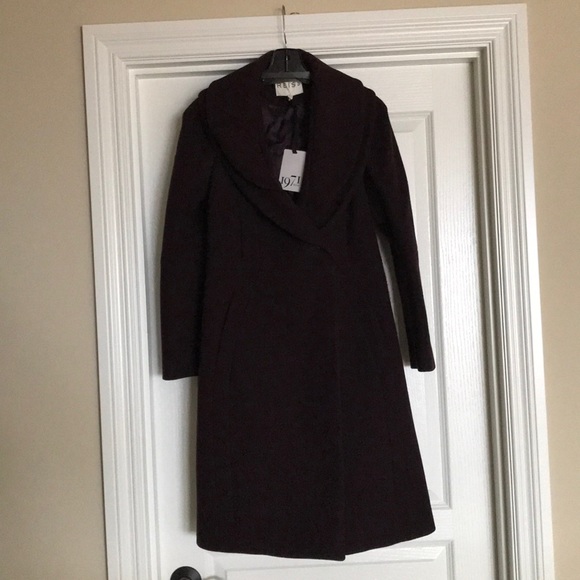 REISS FENELLA SIDE PANELED DETAIL COAT - Picture 4 of 8